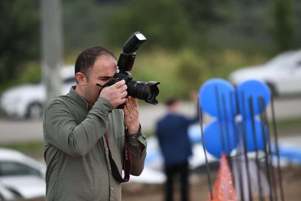 BASIN MENSUBU CEVDET AKÇAY'IN BABA ACISI