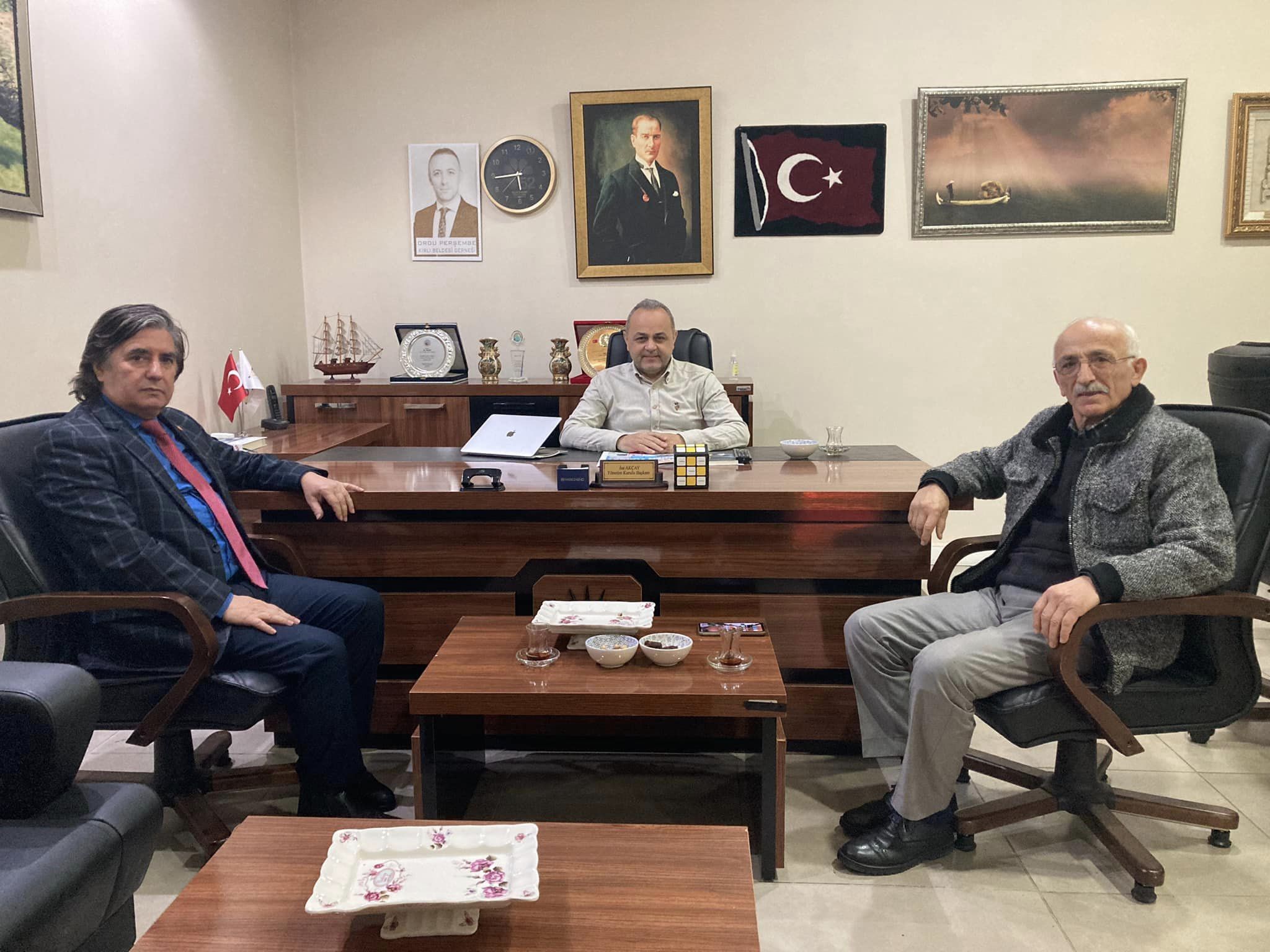 TV52 İSTANBUL TEMSİLCİSİ ERSİN TOPÇU’YA HAYIRLI OLSUN ZİYARETİ