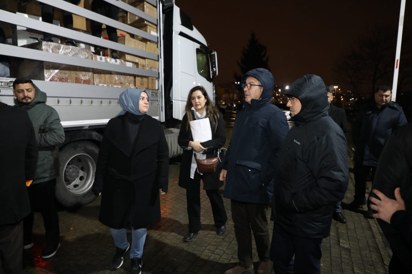 EYÜP BELEDİYESİ 19 TIR YARDIM MALZEMESİ GÖNDERDİ