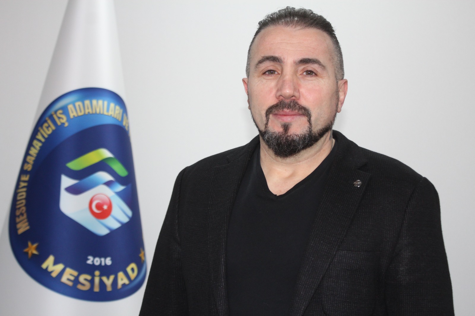 Mesudiyeli İş Adamları Derneği’nden Konteyner ve Para Yardımı