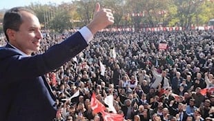 Yeniden Refah Partisi, Cumhur İttifakı’na katıldı. Yeniden Refah Partisi, Cumhur İttifakı’na katıldı.