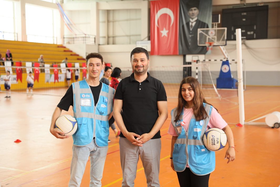 Başkan Öztekin, Kâğıthane Yaz Spor Okullarını Denetledi