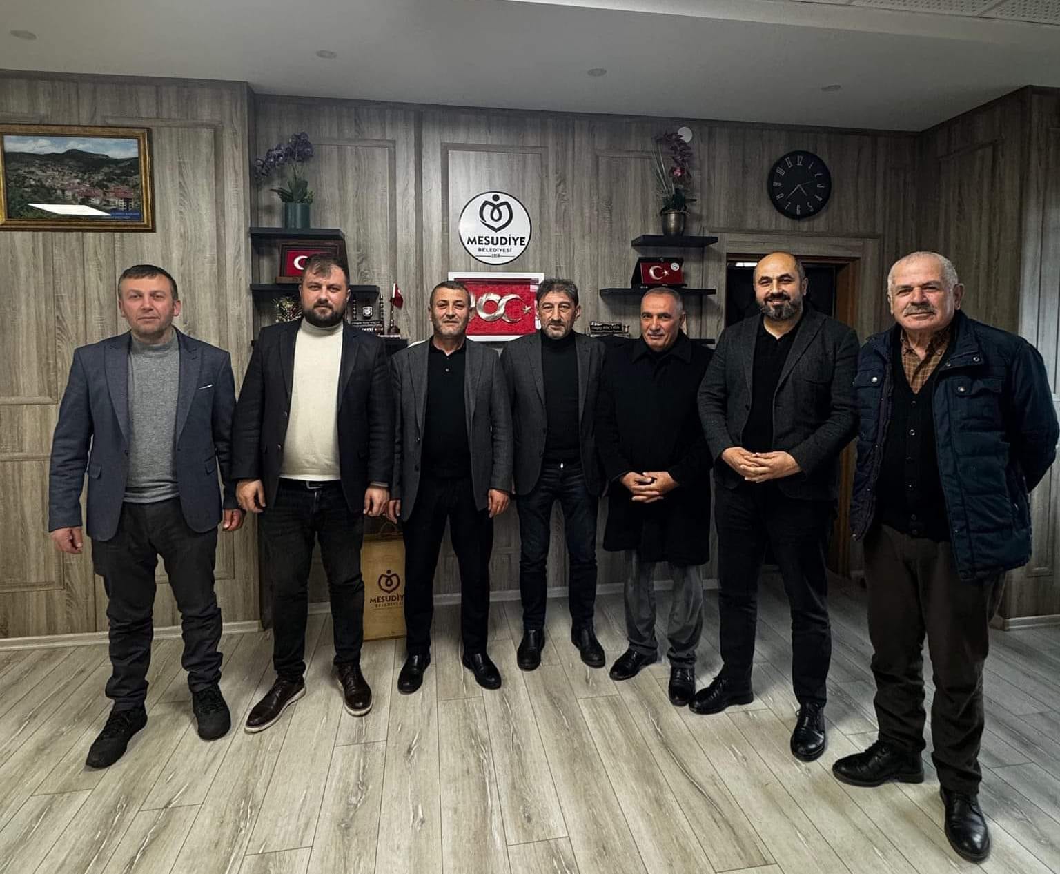 AK PARTİ MESUDİYE BELEDİYE MECLİS ÜYELERİ BİRARAYA GELDİ AK PARTİ MESUDİYE BELEDİYE MECLİS ÜYELERİ BİRARAYA GELDİ