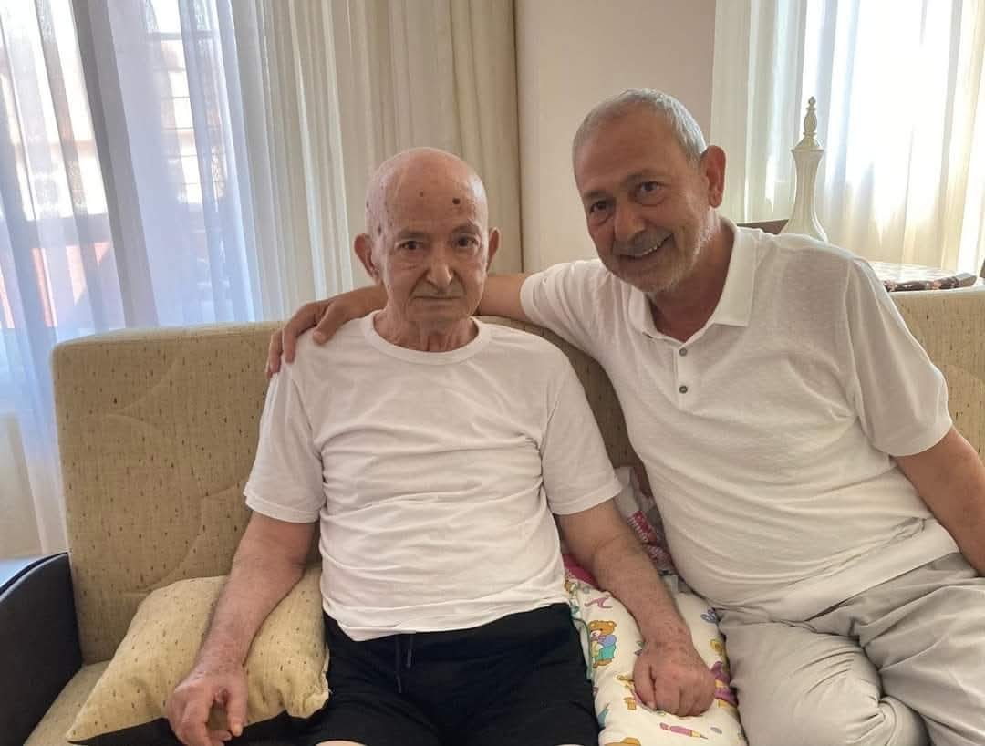 BAŞKAN VELİTTİN KÜÇÜK'ÜN BABASI GÜLYALI'DA SON YOLCULUĞUNA UĞURLANDI BAŞKAN VELİTTİN KÜÇÜK'ÜN BABASI GÜLYALI'DA SON YOLCULUĞUNA UĞURLANDI