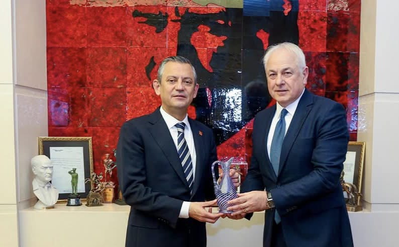 Beykoz Belediye Başkanı Alaattin Köseler, CHP Genel Başkanı Özgür Özel'i Ziyaret Etti Beykoz Belediye Başkanı Alaattin Köseler, CHP Genel Başkanı Özgür Özel'i Ziyaret Etti