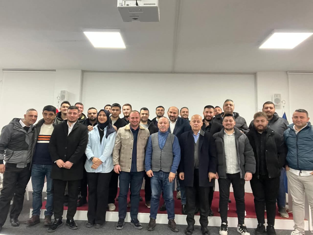 MESDEF GENÇLİK KOLLARI 2025 YILI PLANLARINI GÖRÜŞTÜ MESDEF GENÇLİK KOLLARI 2025 YILI PLANLARINI GÖRÜŞTÜ