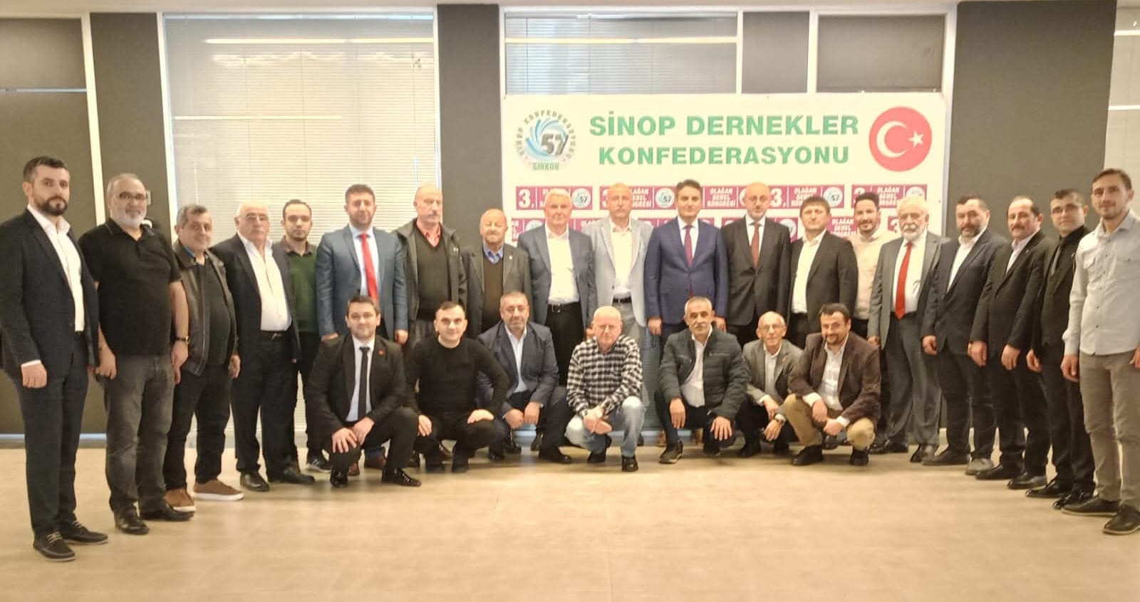 SİNKON’UN 3. OLAĞAN KONGRESİNDE BAHATTİN DEMİRCAN GÜVEN TAZELEDİ SİNKON’UN 3. OLAĞAN KONGRESİNDE BAHATTİN DEMİRCAN GÜVEN TAZELEDİ