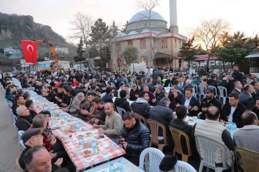 FATSA BÜYÜK SANAYİ SİTESİNFEN İFTAR BULUŞMASI FATSA BÜYÜK SANAYİ SİTESİNFEN İFTAR BULUŞMASI