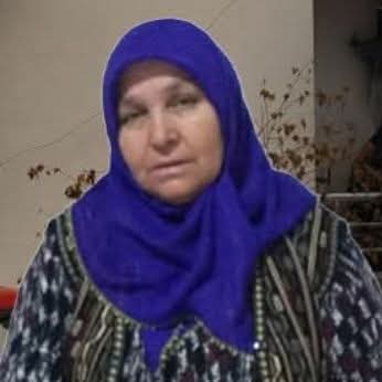 KADININ ALTINLARINI ALIP BOĞAZINI KESTİLER SONRA ATEŞTE YAKTILAR KADININ ALTINLARINI ALIP BOĞAZINI KESTİLER SONRA ATEŞTE YAKTILAR