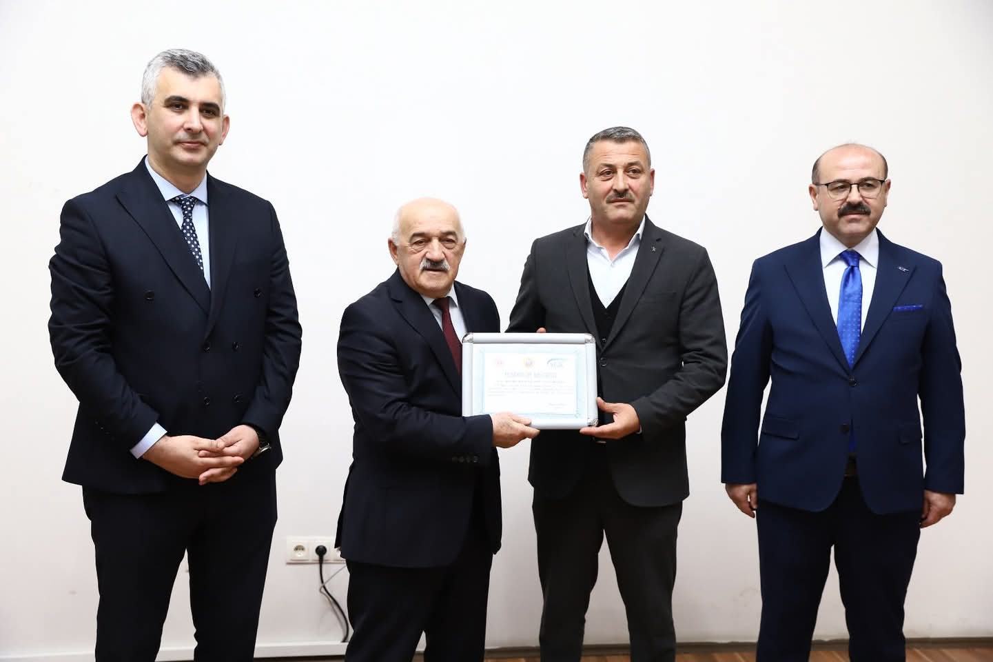 ORDU SGK CENGİZ KOÇYİĞİT'E TEŞEKKÜR BELGESİ VERDİ ORDU SGK CENGİZ KOÇYİĞİT'E TEŞEKKÜR BELGESİ VERDİ