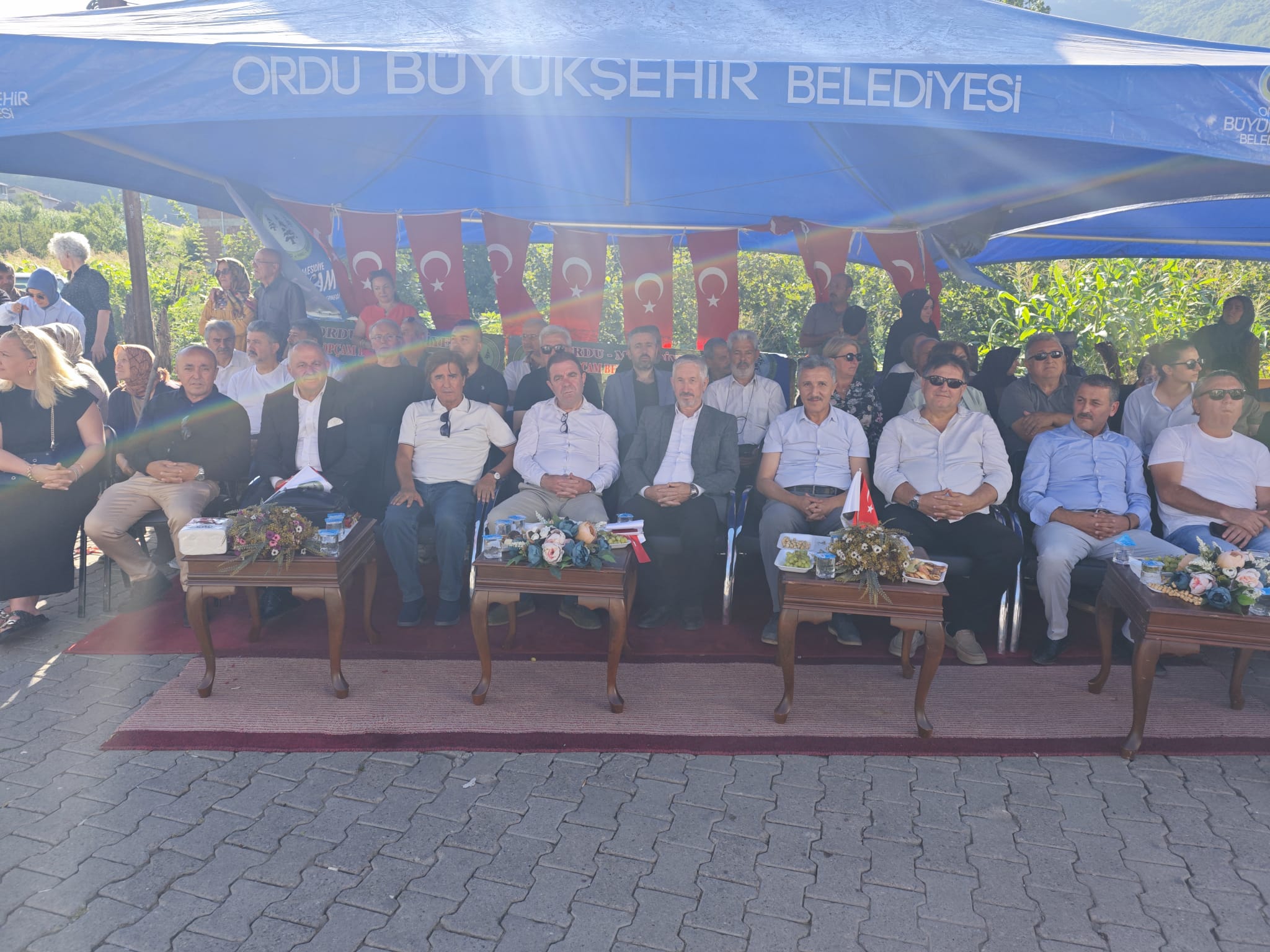 TOPÇAM ŞENLİĞİ HAYRAN BIRAKTI TOPÇAM ŞENLİĞİ HAYRAN BIRAKTI