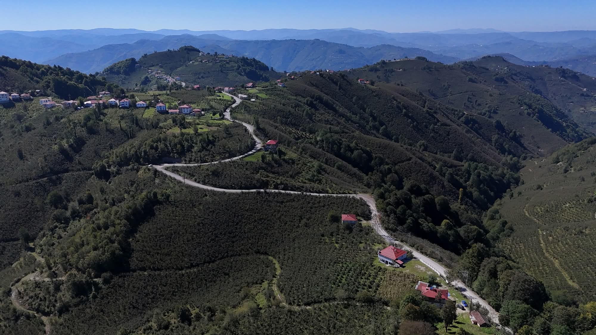 13 KM’LİK IŞIKTEPE TEPEKÖY YURTSEVEN GRUP YOLU ASFALTLANIYOR 13 KM’LİK IŞIKTEPE TEPEKÖY YURTSEVEN GRUP YOLU ASFALTLANIYOR