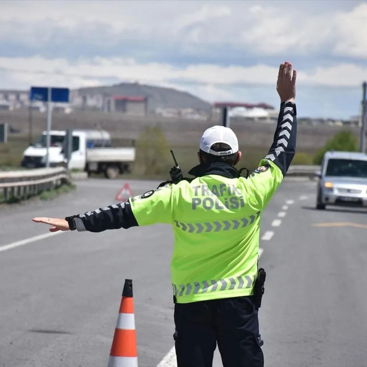 TRAFİK CEZALARIYLA İLGİLİ DÜZENLEMELER BELLİ OLDU